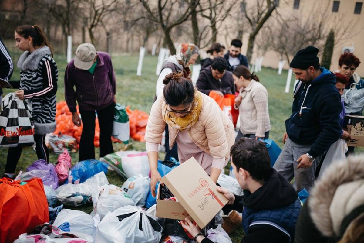 Campania UmanitarÄƒ Copacul Cu Fapte Bune La TimiÈ™oara