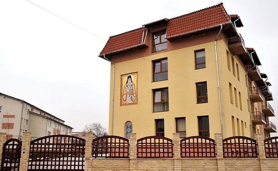 Recunoaștere pentru centrul clujean „Sfântul Nectarie” 20032