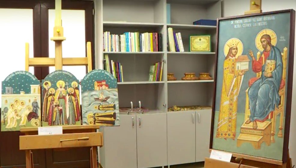 Au fost evaluate creațiile a 32 de pictori 19997