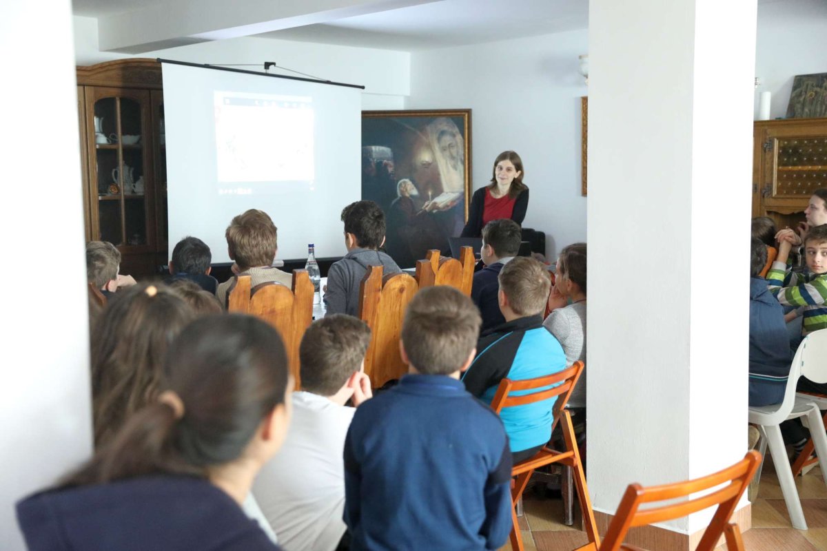 Proiectul „Împreună să ne amintim de Unire“, calificat la faza eparhială 19952