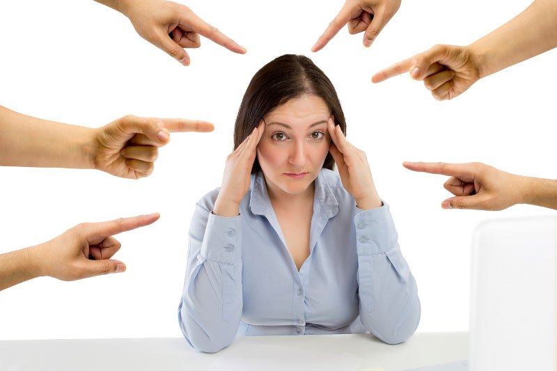 Să nu ne culpabilizăm semenii! 19938