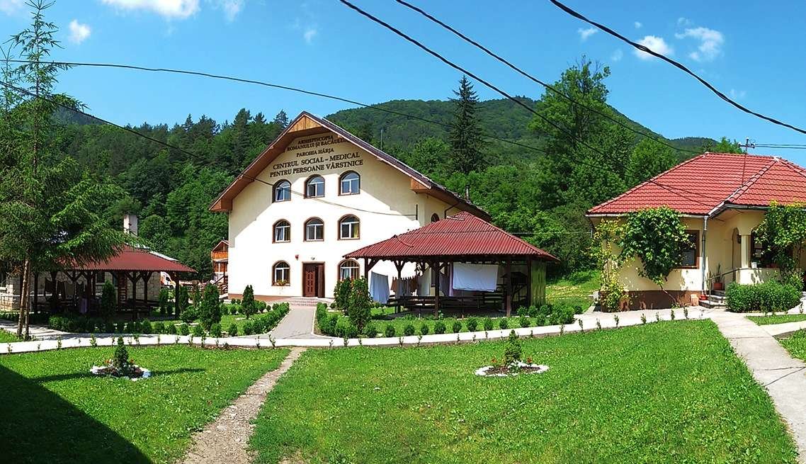 „Răspundem cu suflet vârstnicilor din România“ 19792