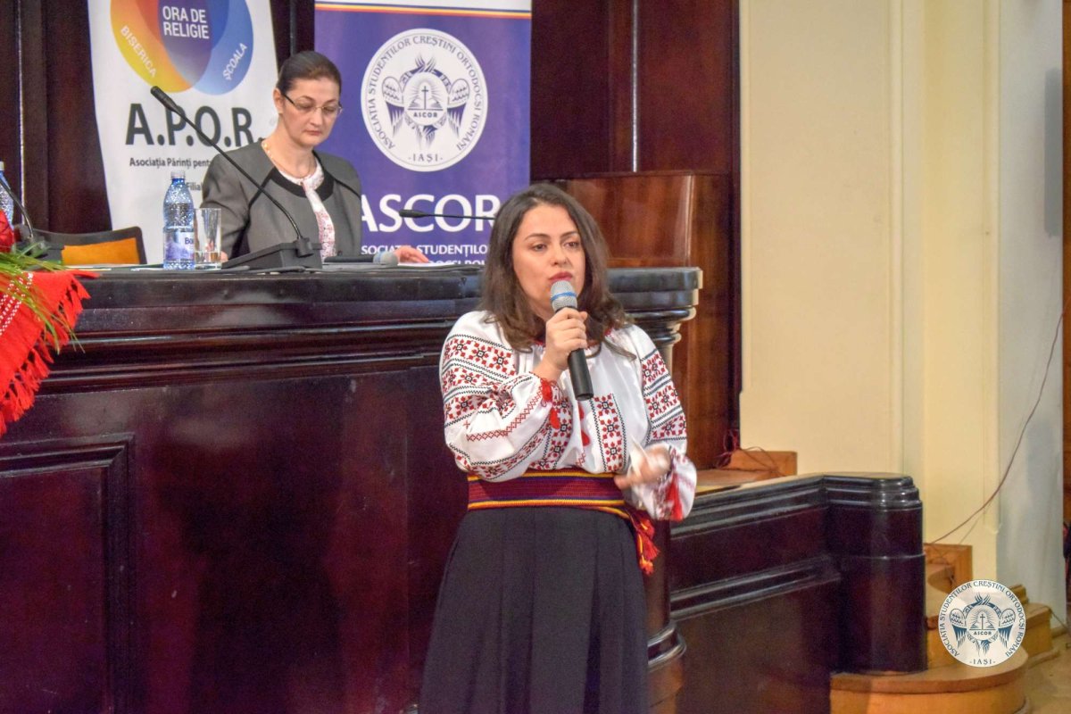 Conferinţa „Să creştem oameni!“ s-a desfăşurat la Iaşi 19717