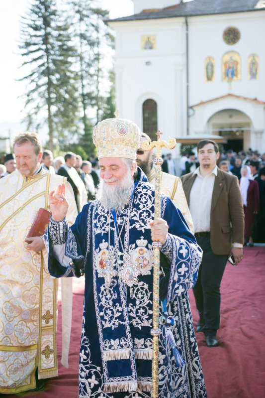 Slujbă arhierească la Catedrala Arhiepiscopală din Râmnic 19668