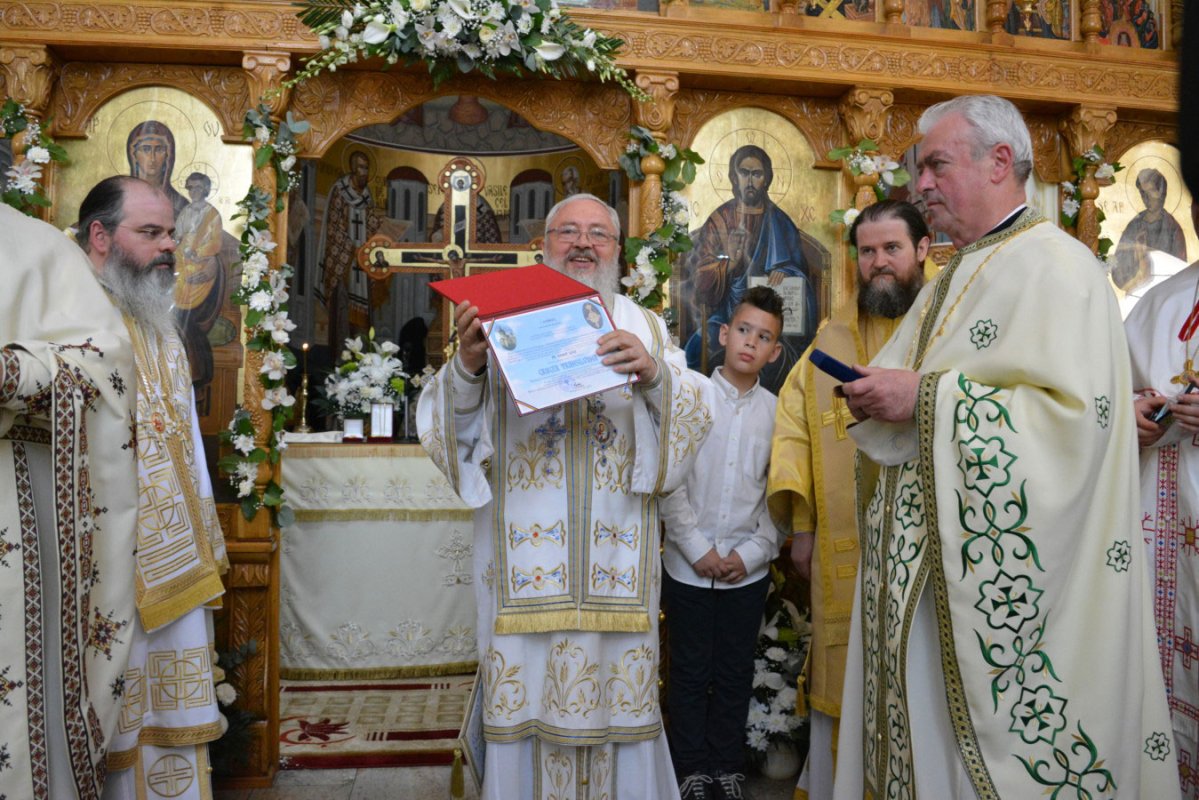 Slujiri arhierești în Duminica Mironosițelor 19651