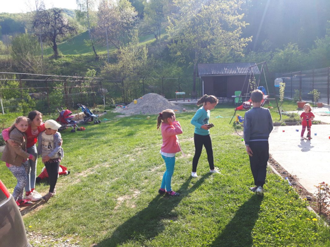 Activități cu copii în Parohia Hălmăsău, Beclean 19581