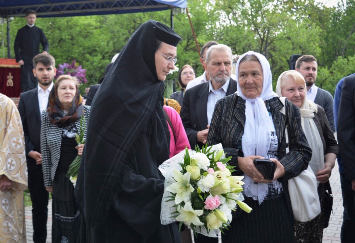 Sărbătoarea Sfinţilor ierarhi transilvăneni şi a Sfintei Elisabeta 19477