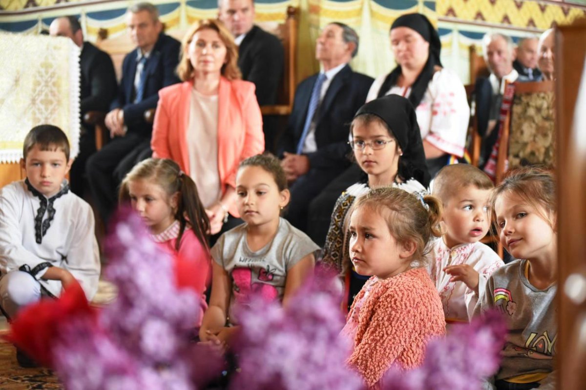 Sărbătoarea Sfinţilor ierarhi transilvăneni şi a Sfintei Elisabeta 19484