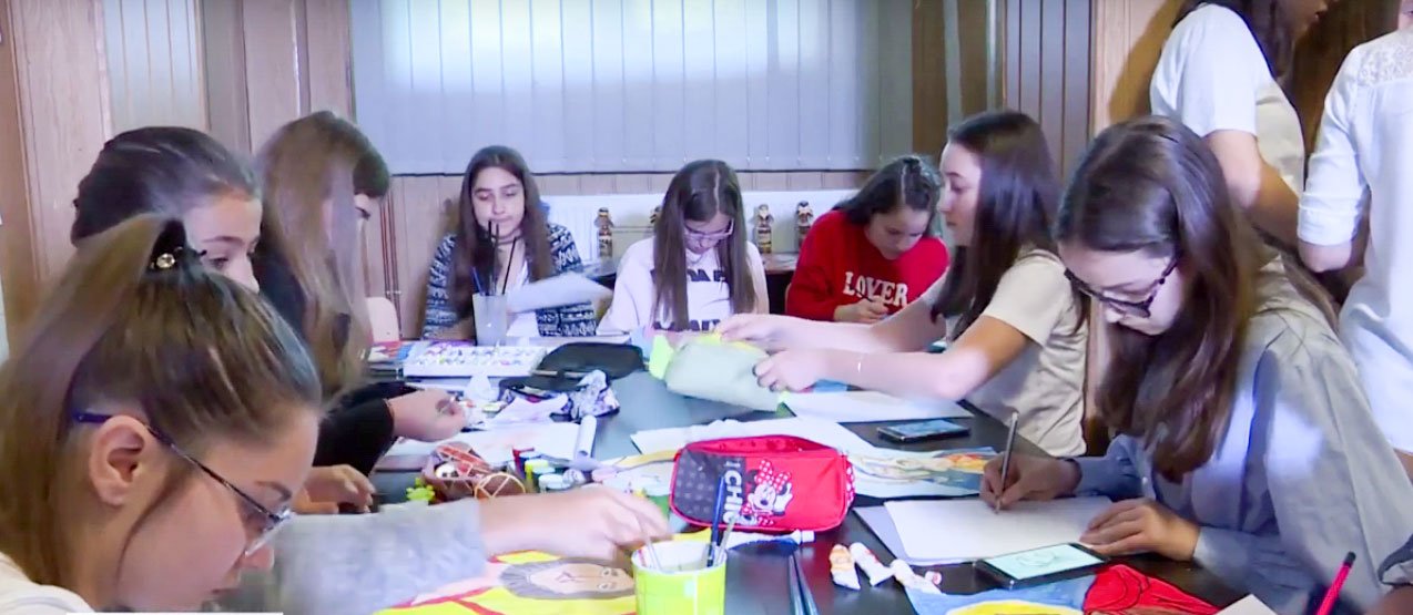 „Credință și literatură exprimată prin pictură”, concurs-expoziție la Mizil 19450