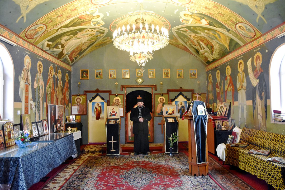 De la Forțele Speciale la Sfântul Altar 19440