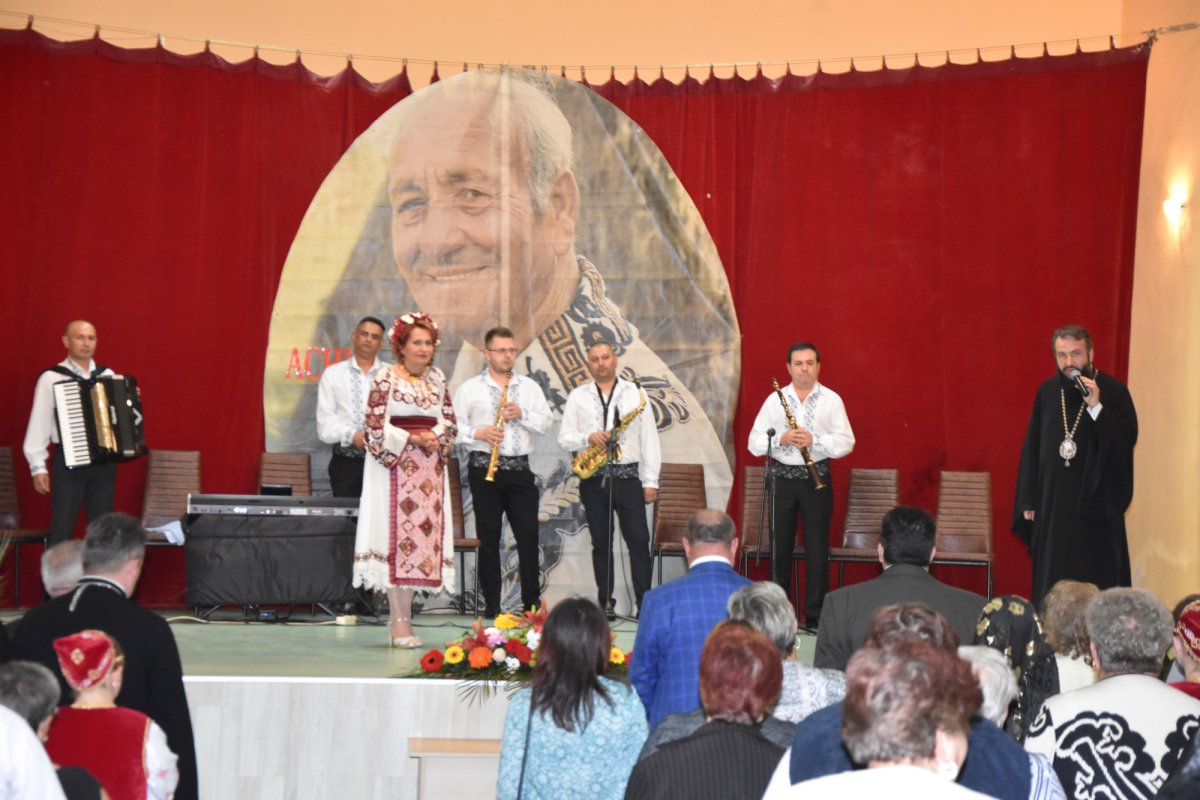 Omagiu adus rapsodului bănățean Achim Nica 19302