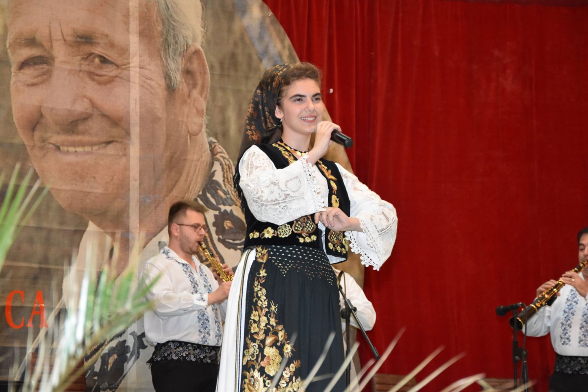 Omagiu adus rapsodului bănățean Achim Nica 19303