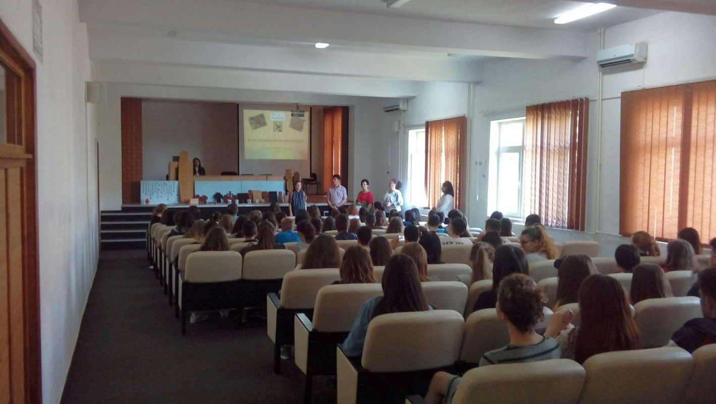 Proiectul „Iaşul, tradiţie şi spiritualitate“ la Colegiul „Gheorghe Asachi“ 19278