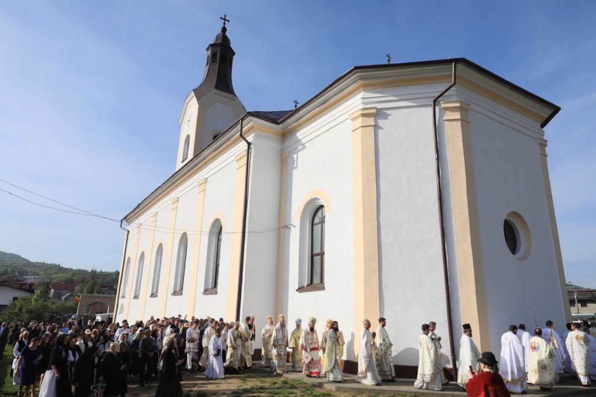 Slujiri arhierești în Duminica a 4-a după Sfintele Paști 19218