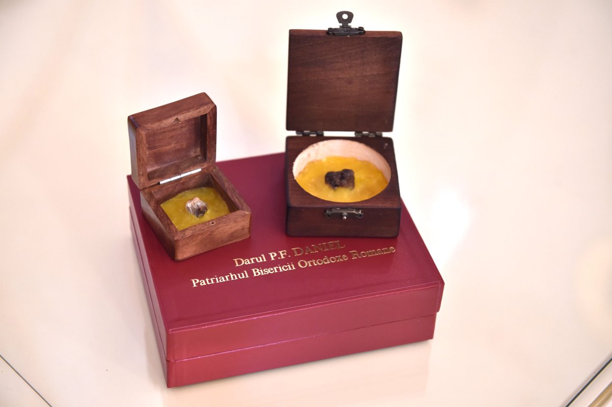 Sfinte moaşte oferite Episcopiei Ortodoxe Române a Canadei 19167