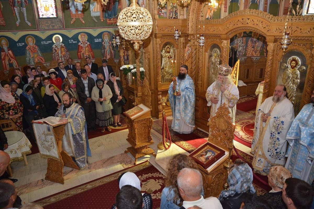 Slujbă arhierească la Mănăstirea Hadâmbu  19120