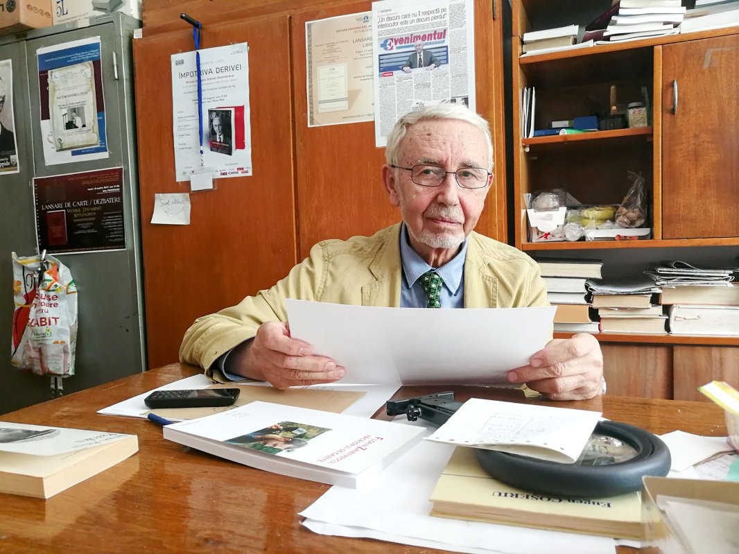 „Constrângerea de a vorbi corect trebuie să fie ambiția personală” 19097