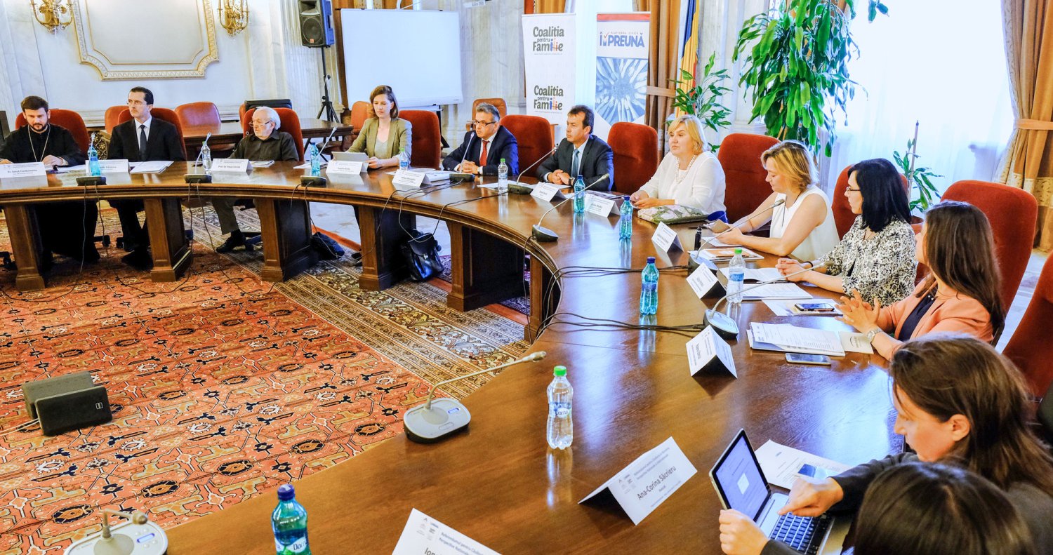 O inițiativă pentru viitorul copiilor 19118