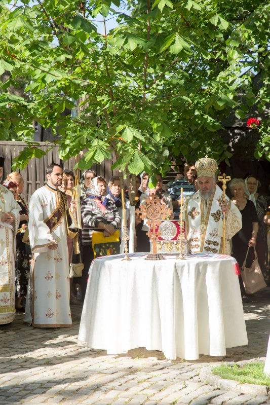Sfântul Atanasie Patelarie, sărbătorit la Galați 19102