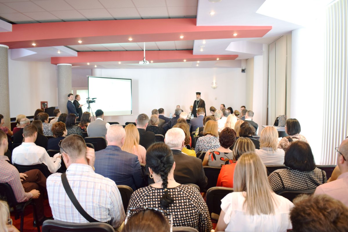 Prevenirea abandonului şcolar, în atenţia Filantropiei Ortodoxe Alba Iulia 18989