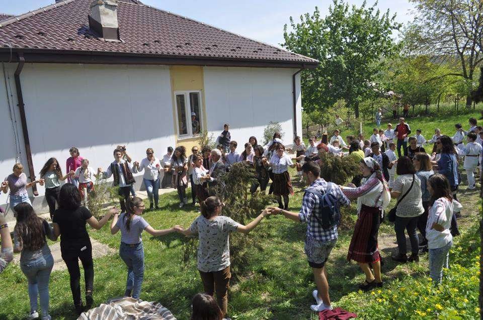 Tradiţii româneşti la Bohotin 18983