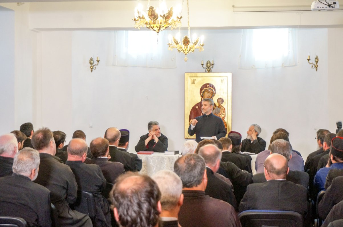 Conferințe pastorale ale preoților prahoveni 18822