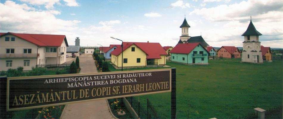 Sprijin pentru copiii Aşezământului „Sfântul Ierarh Leontie“ din Rădăuţi 18788