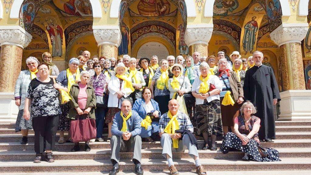 Pelerinaj la biserici și mănăstiri ialomițene 18756