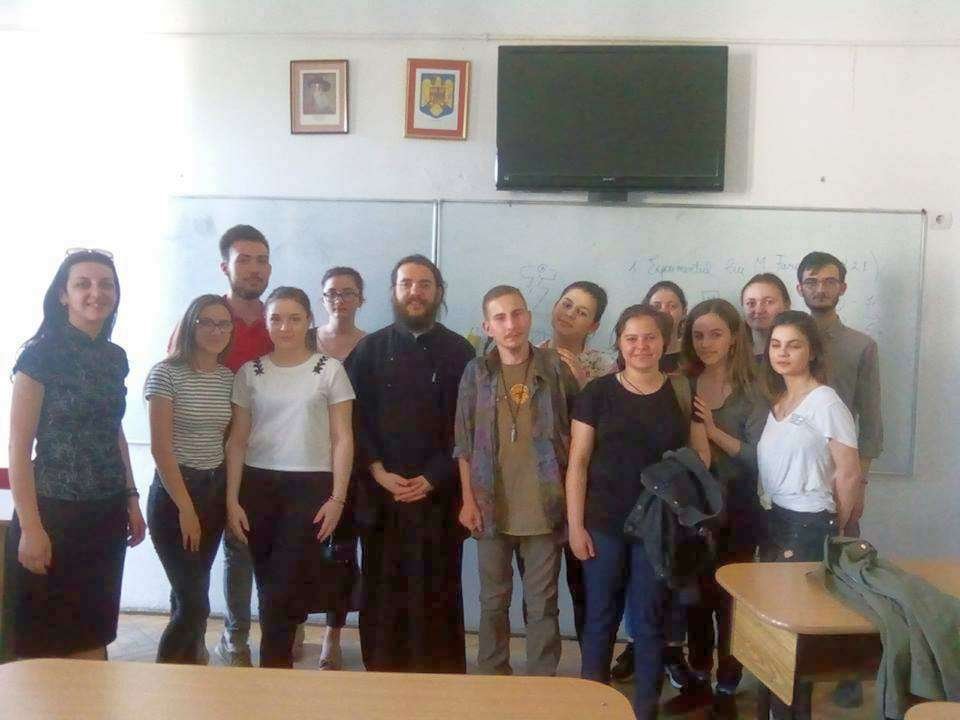 „Dialoguri la ţintă“ 18579