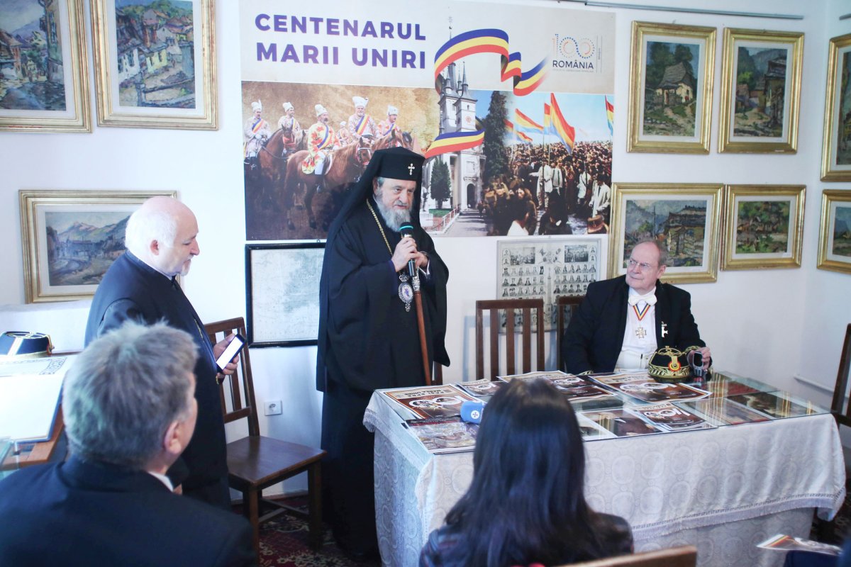 Expoziția „Pași spre Marea Unire” a fost vernisată în Șcheii Brașovului 18582