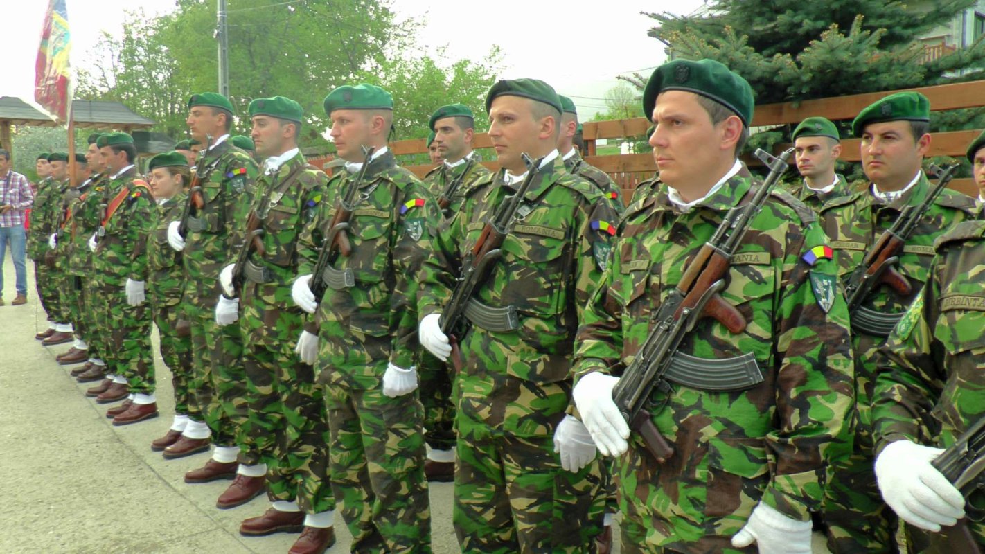 PS Damaschin Dorneanul : „Nu suntem numai trup, ci şi suflet, iar acesta rămâne în veşnicie“ 18573