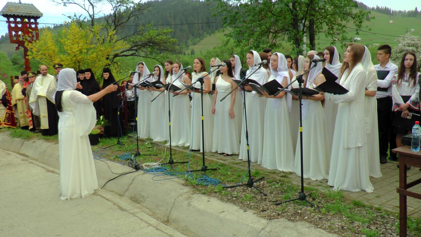 PS Damaschin Dorneanul : „Nu suntem numai trup, ci şi suflet, iar acesta rămâne în veşnicie“ 18574