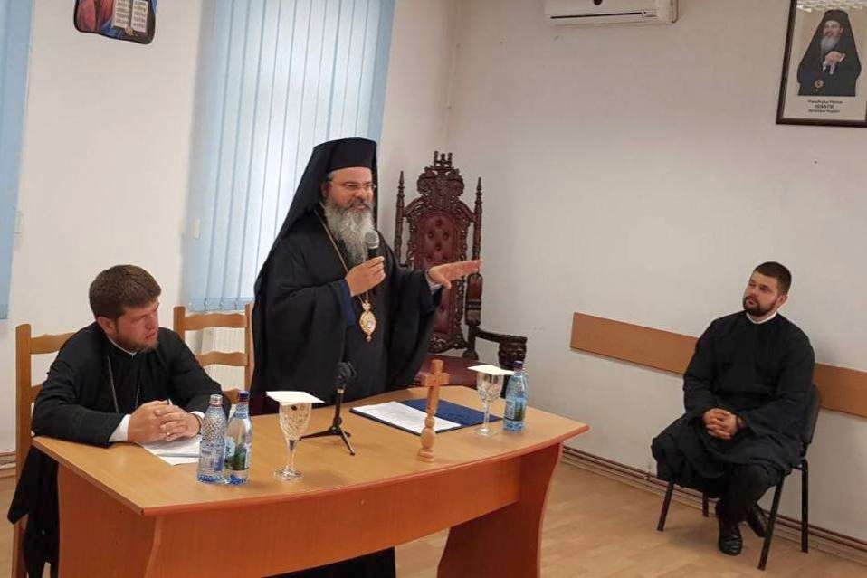 Şedinţa noii Adunări eparhiale a Episcopiei Huşilor 18487