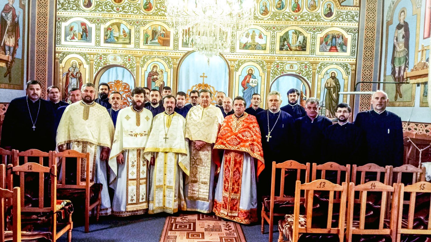 Slujire și dezbateri la Parohia Prisian 18515