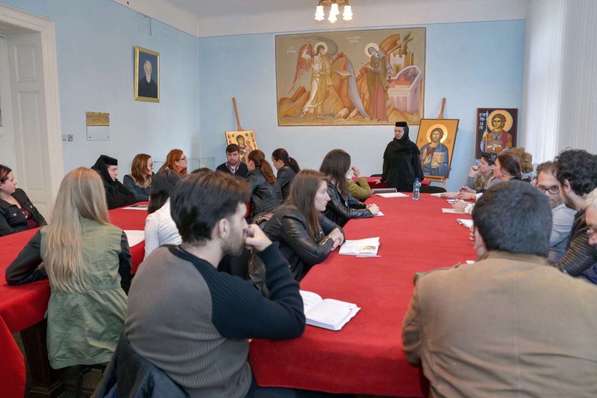 Secţia de Teologie Ortodoxă Asistenţă Socială, „o frumuseţe pe care o percepi cu sufletul“ 18417
