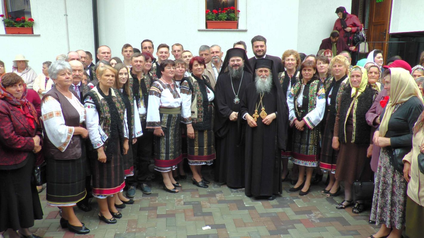 Târnosire de biserică la Centrul de plasament din oraşul Gura Humorului 18414