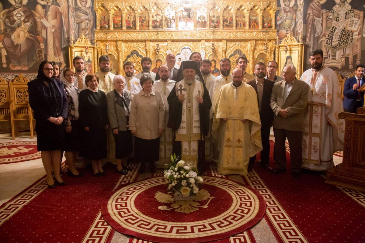 Acțiune social-filantropică și revedere a foștilor seminarişti la Galați 18370