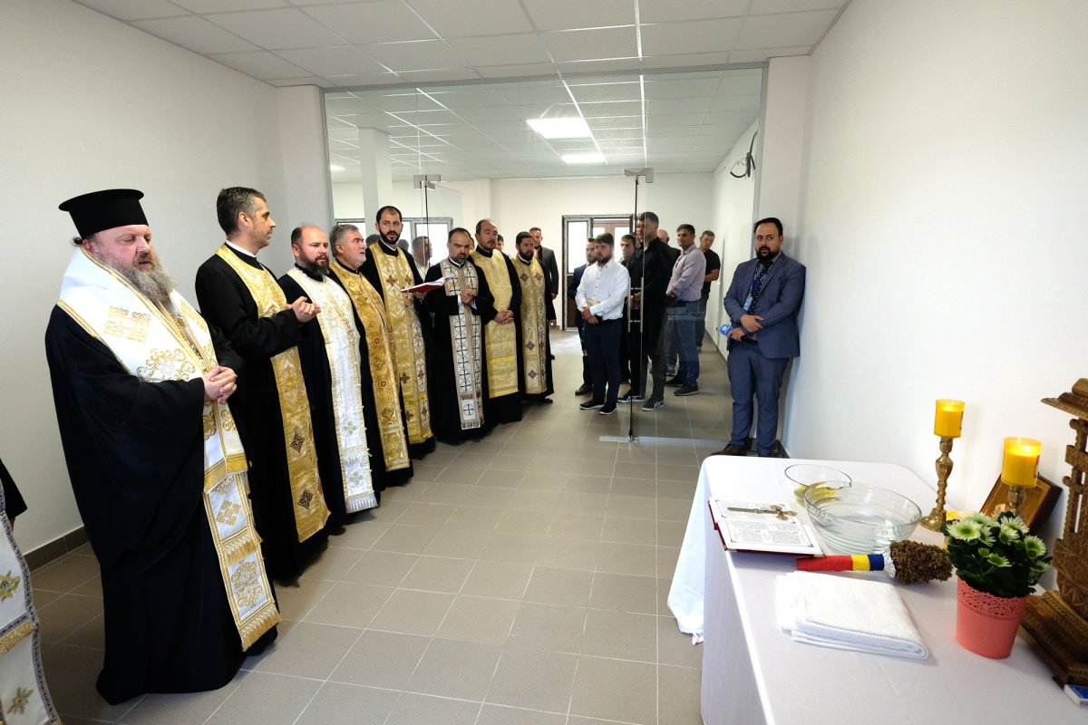 Binecuvântarea sediului administrativ al Cimitirului „Sfântul Nicolae”-Străuleşti 18366