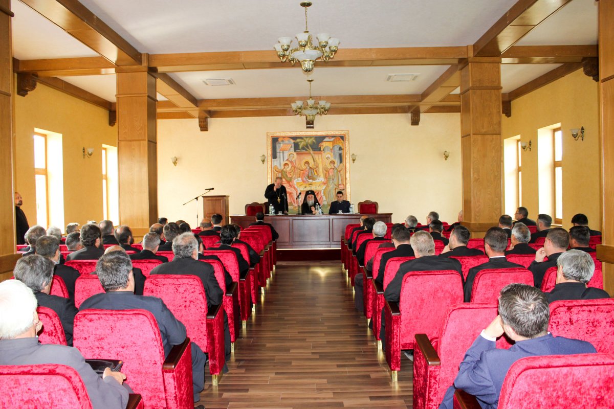 Conferinţe preoţeşti în Arhiepiscopia Craiovei 18348