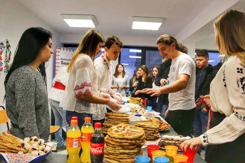 Eveniment dedicat tradiţiilor culinare din Dolj 18350