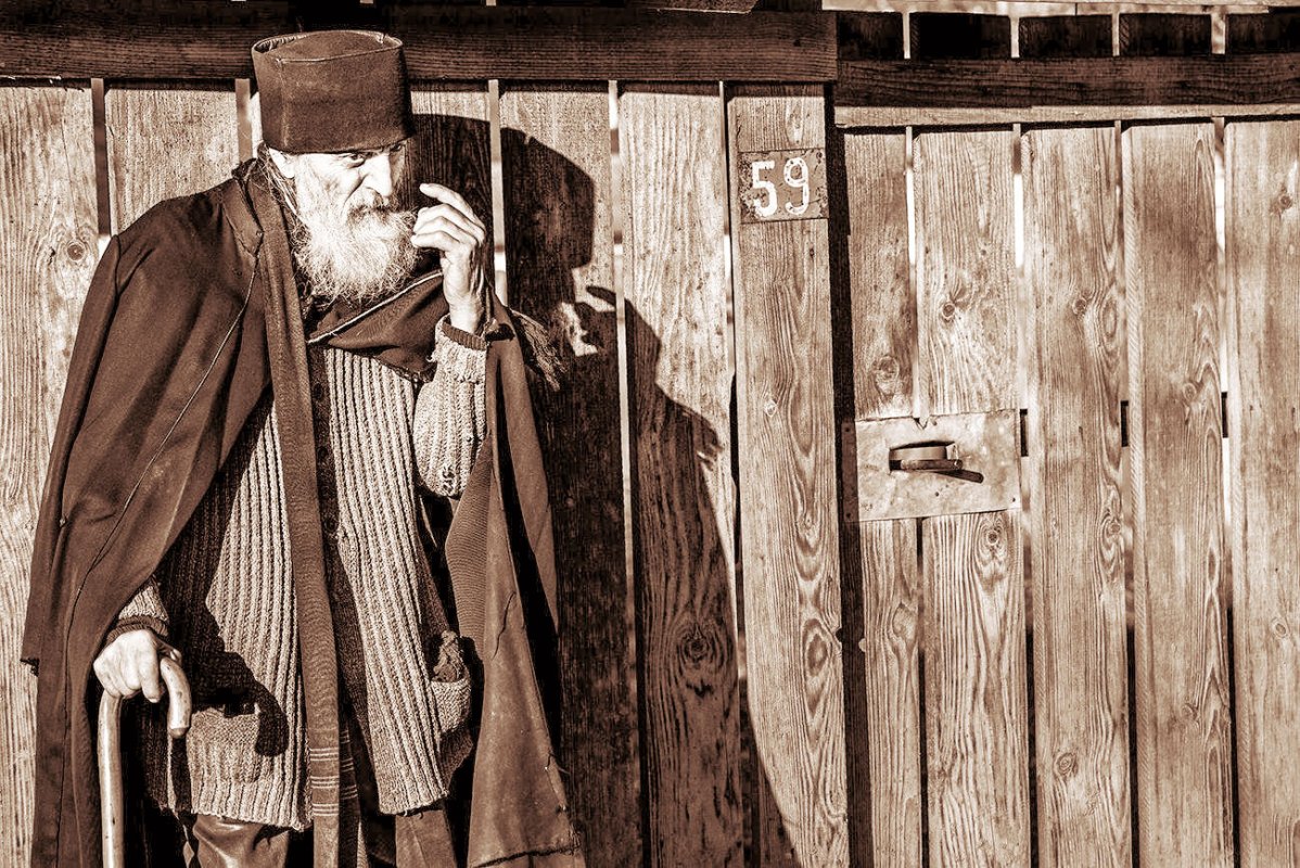 Judecător și judecat 18382