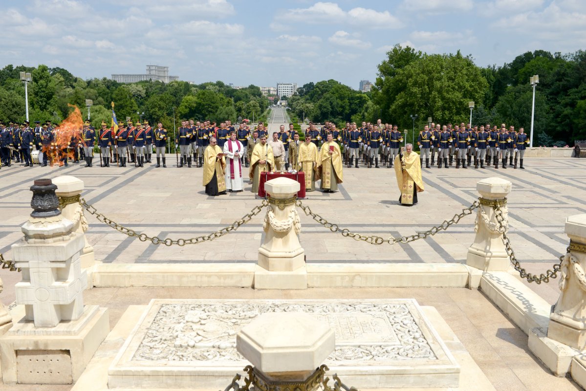Înălţarea Domnului - Ziua Eroilor, sărbătoare naţională a poporului român 18299