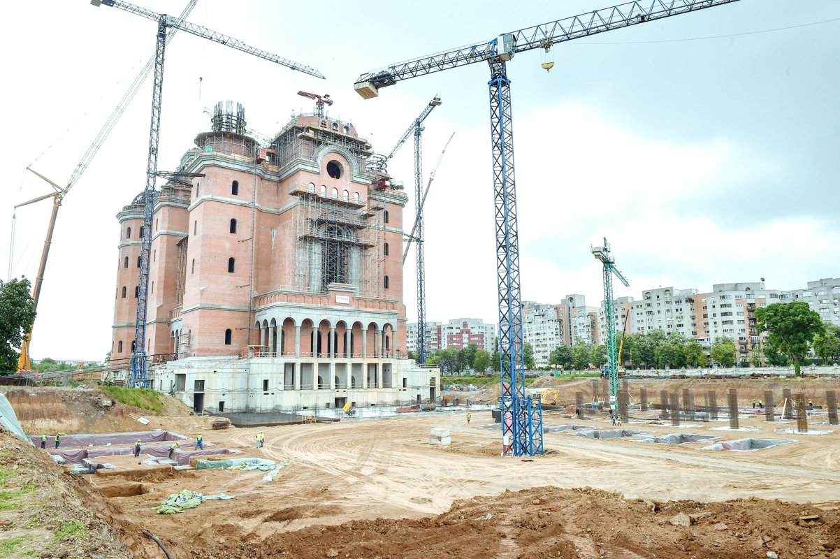 O Catedrală pentru înălţarea spirituală a românilor 18290