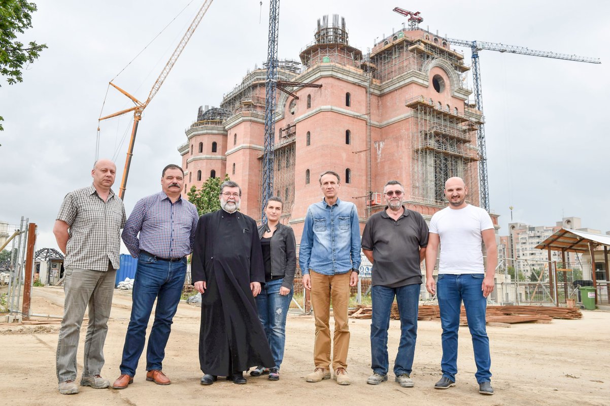 O Catedrală pentru înălţarea spirituală a românilor 18296