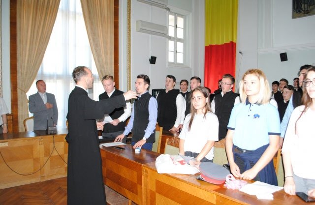 Conferinţe pe teme de istorie pentru elevi, la Oradea 18197