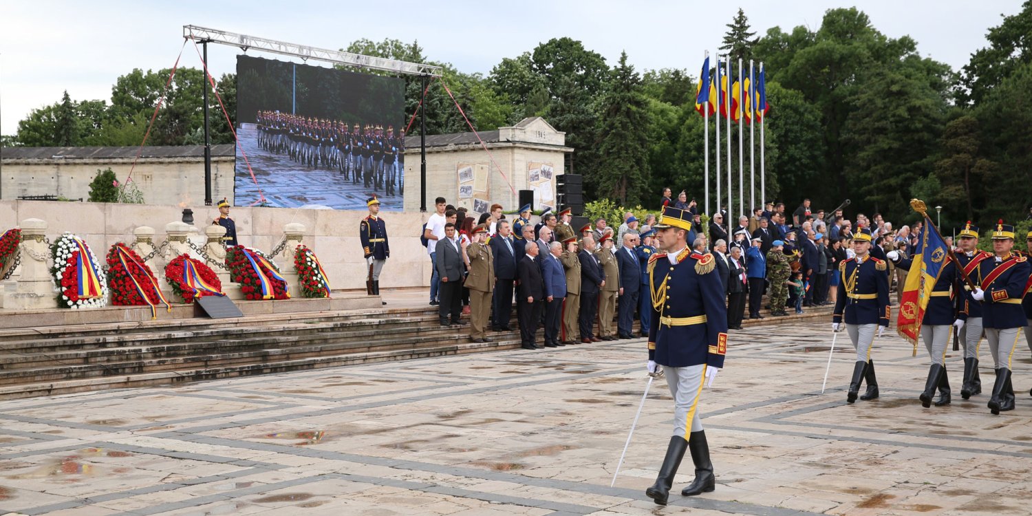 Pomenirea eroilor români în Parcul Carol 18183