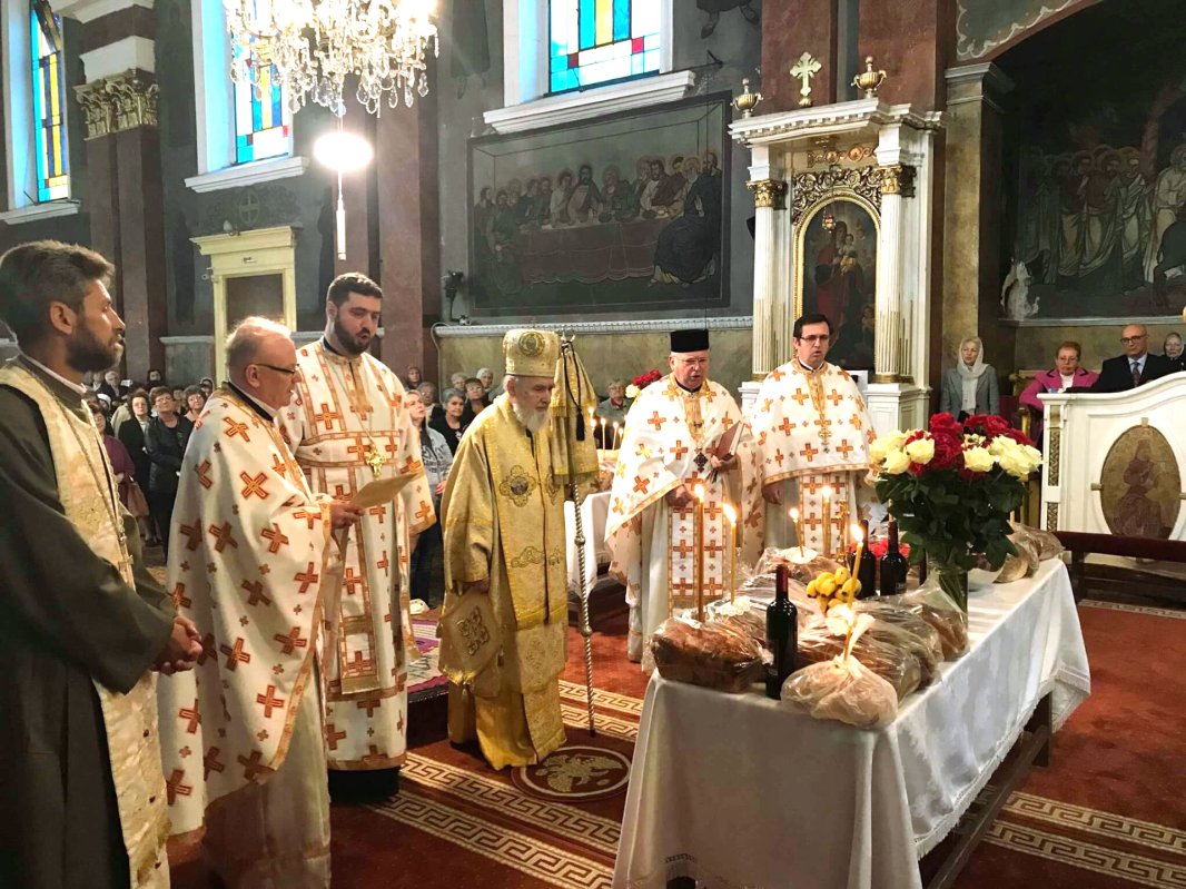 Rugăciuni pentru sufletele eroilor români 18148