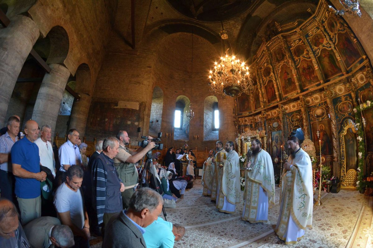 Zi de sărbătoare la Mănăstirea Galata 18106