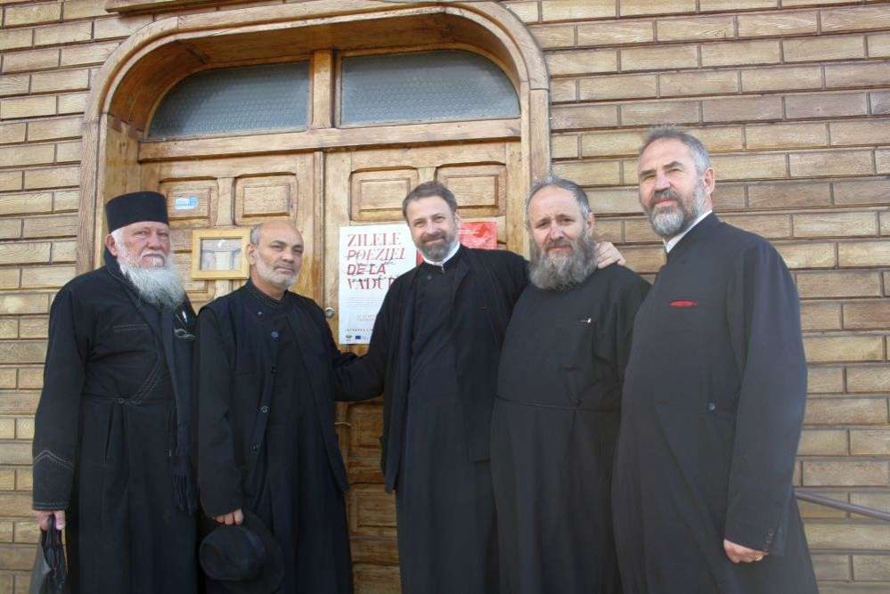 „Preoţia se odihneşte în Poezie şi Poezia se murmură în Rugăciune” 18096