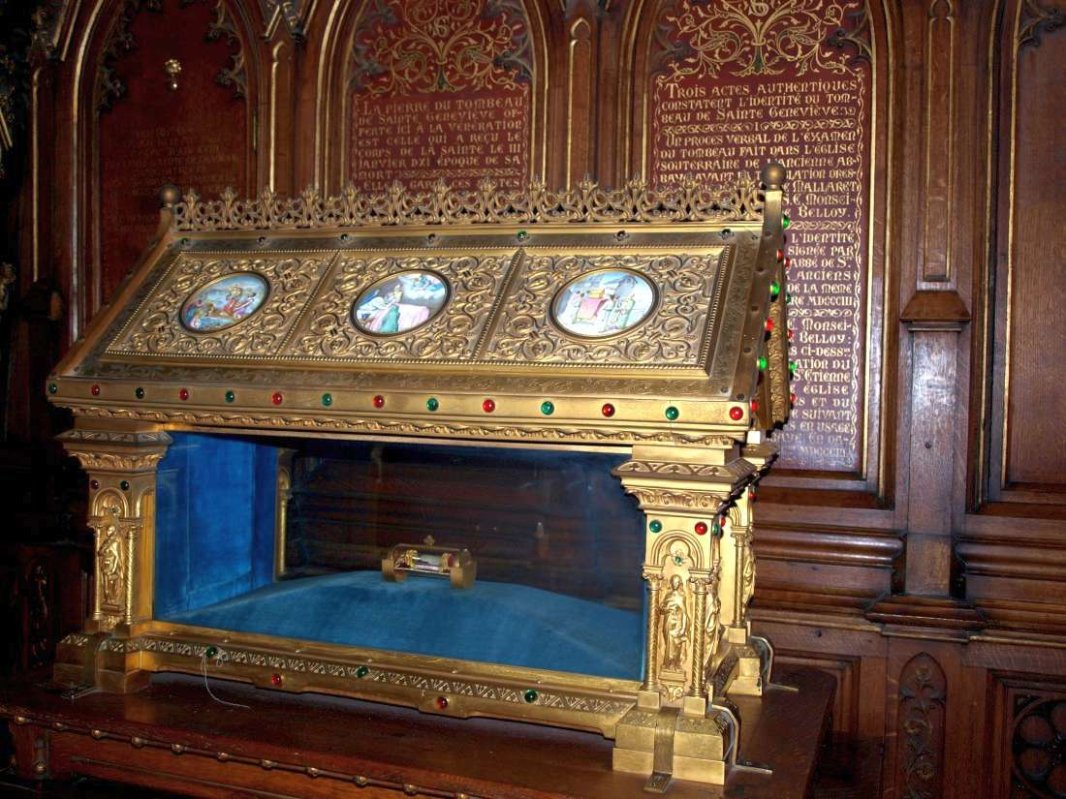 Urme ale sfințeniei în Orașul Luminilor 18409